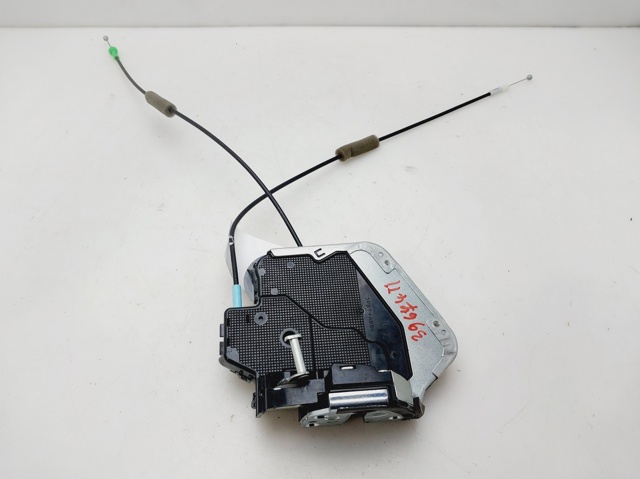 Zamek drzwi tylnych lewych 6906053040 TOYOTA