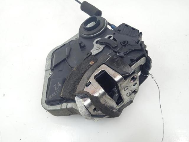 Zamek drzwi tylnych lewych 6906060070 TOYOTA