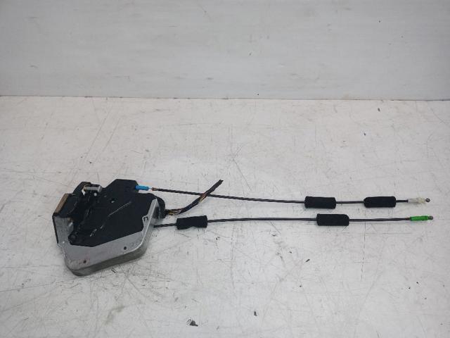 Zamek drzwi tylnych lewych 6906060070 TOYOTA