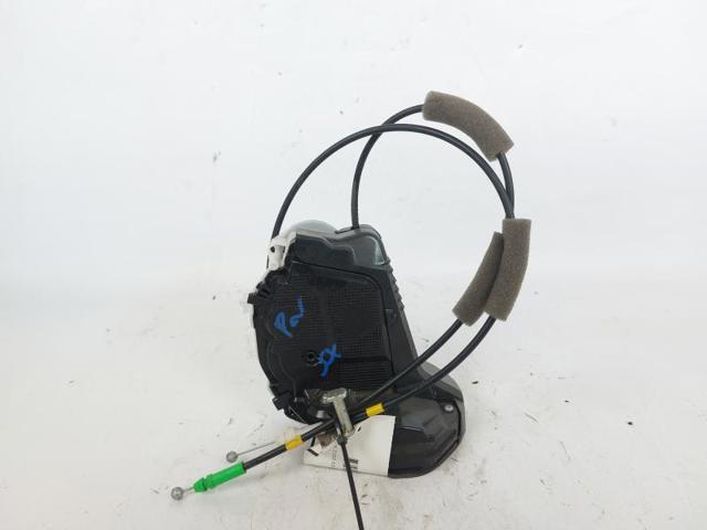 Zamek drzwi tylnych lewych 69060K0030 TOYOTA