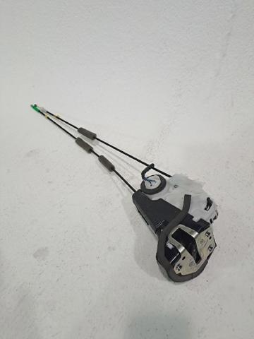 Zamek drzwi tylnych lewych 69060K0030 TOYOTA