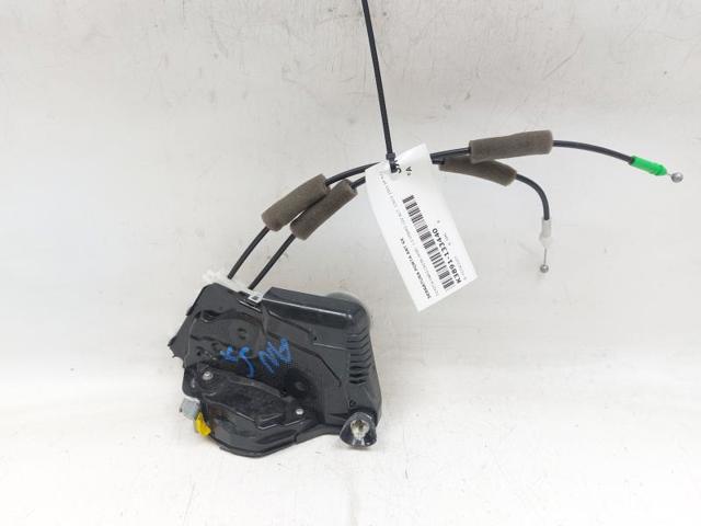 Zamek drzwi tylnych lewych 69060K0030 TOYOTA