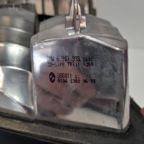 6907933 BMW