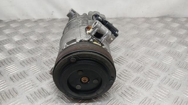 6908660 BMW