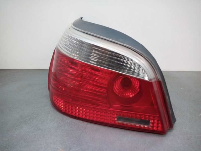 Lampa zespolona tylna lewa zewnętrzna 6910767 BMW