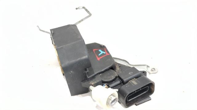 Zamek klapy bagażnika (3/5 drzwi tylnych) Toyota RAV4 2 XA2