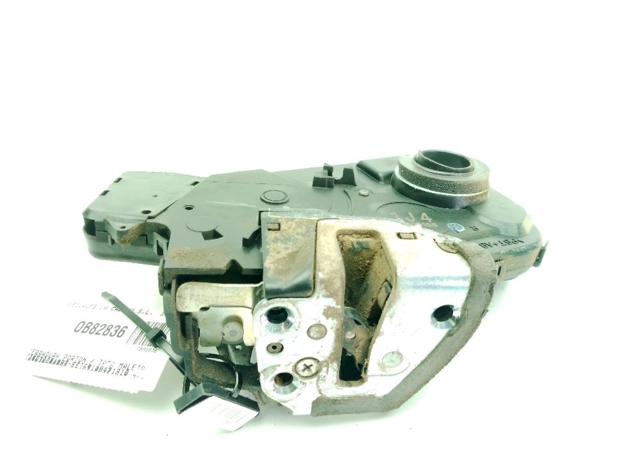 Zamek klapy bagażnika (3/5 drzwi tylnych) 6911042131 TOYOTA