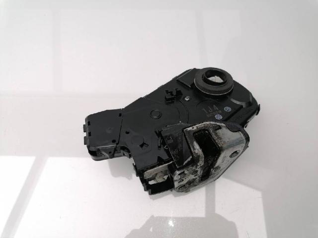 Zamek klapy bagażnika (3/5 drzwi tylnych) 6911042131 TOYOTA