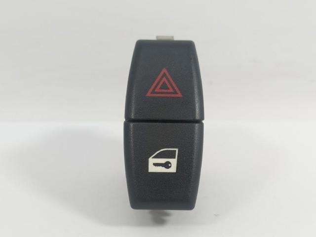Przycisk włączania światła awaryjnego 6919506 BMW