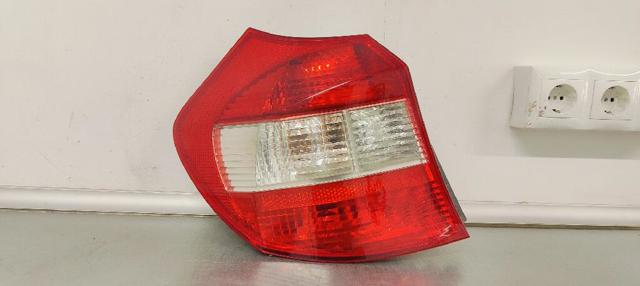 Lampa zespolona tylna lewa 6924501 BMW