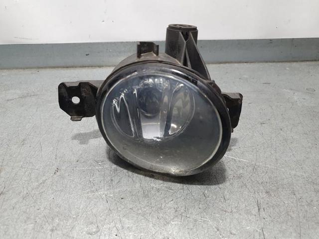 Lampa przeciwmgielna prawa 692465604 BMW
