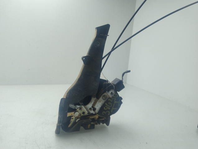 Zamek drzwi tylnych lewych 6934042060 TOYOTA