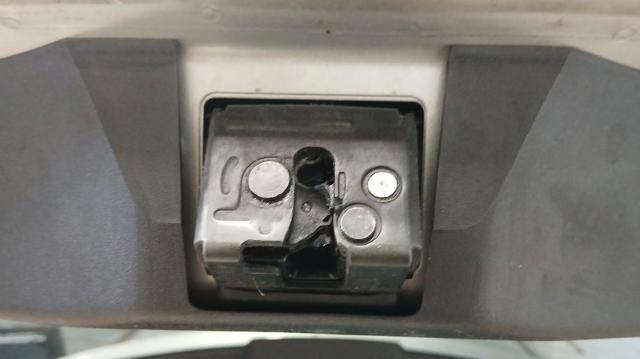 Zamek klapy bagażnika (3/5 drzwi tylnych) 6935002080 TOYOTA