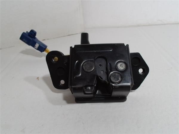 Zamek klapy bagażnika (3/5 drzwi tylnych) 693500D040 TOYOTA