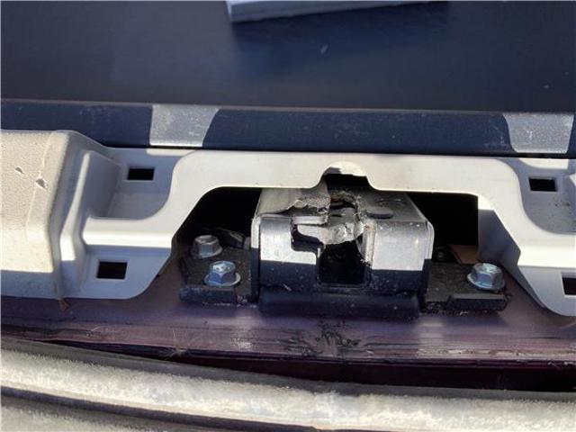 Zamek klapy bagażnika (3/5 drzwi tylnych) Toyota Prius ZVW30