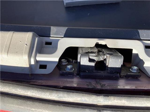 Zamek klapy bagażnika (3/5 drzwi tylnych) Toyota Prius ZVW30