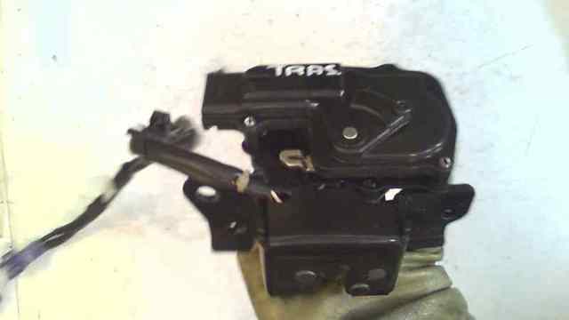 Zamek klapy bagażnika (3/5 drzwi tylnych) Toyota Prius ZVW30