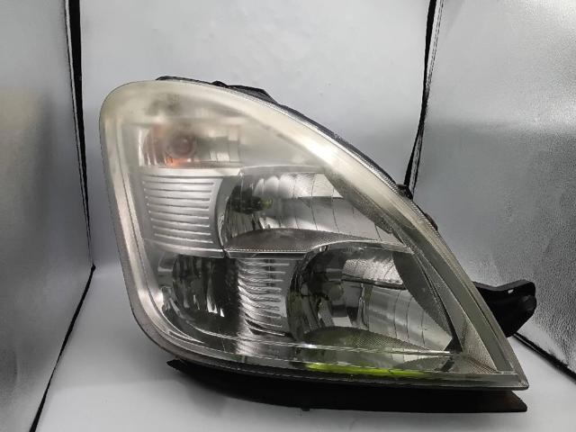 Reflektor prawy 69500010 IVECO