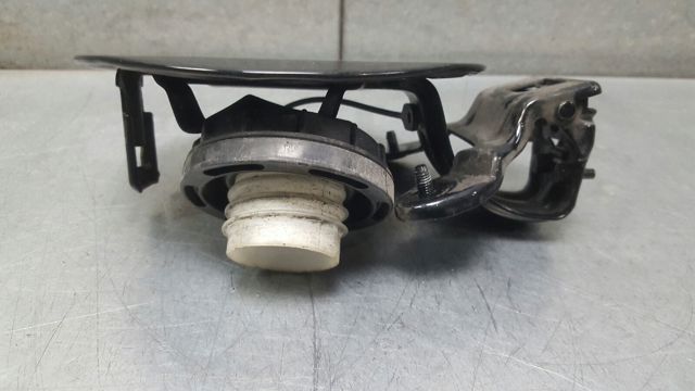 Klapka wlewu paliwa KIA Sportage 2 JE