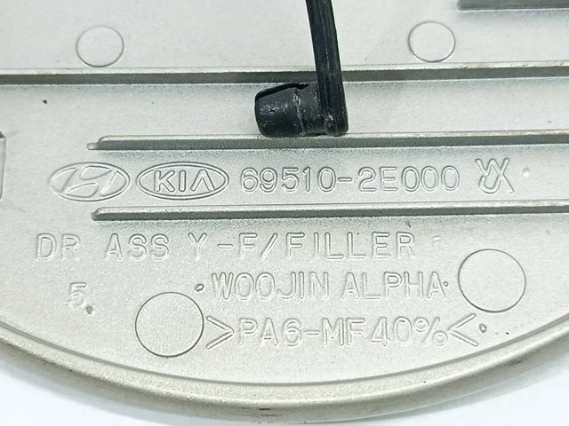 Klapka wlewu paliwa 695102E000 HYUNDAI