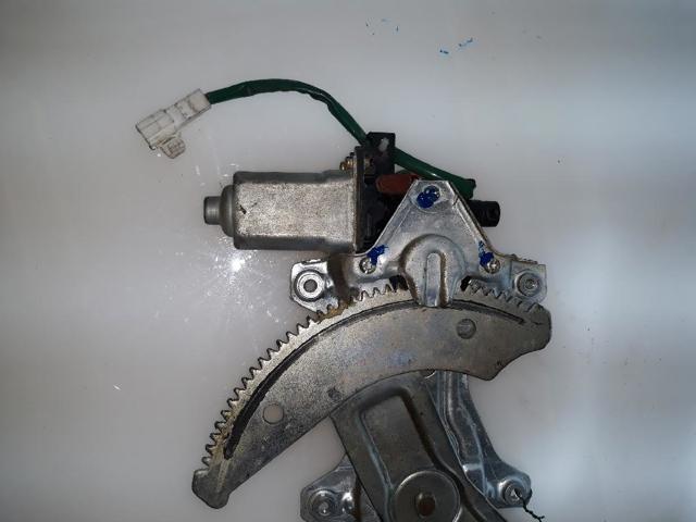 Mechanizm podnoszenia szyby drzwi przednich prawych Toyota Corolla E11