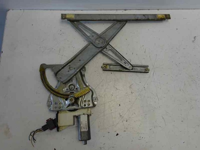 Mechanizm podnoszenia szyby drzwi przednich prawych Toyota Corolla E11