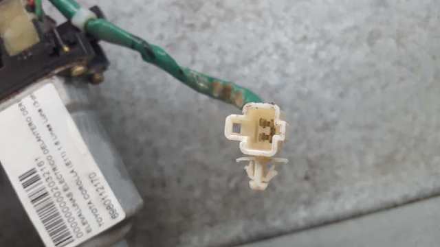 Mechanizm podnoszenia szyby drzwi przednich prawych Toyota Corolla E11