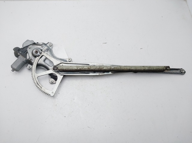 Mechanizm podnoszenia szyby drzwi przednich prawych 6980121020 TOYOTA