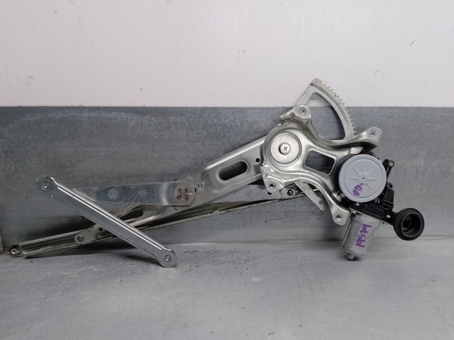 Mechanizm podnoszenia szyby drzwi przednich prawych 6980130260 TOYOTA