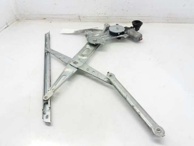 Mechanizm podnoszenia szyby drzwi przednich prawych 6980130280 TOYOTA