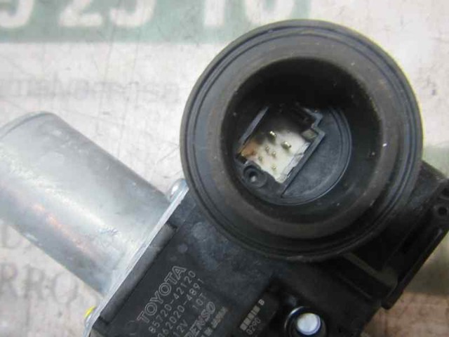 Mechanizm podnoszenia szyby drzwi przednich prawych 6980130280 TOYOTA