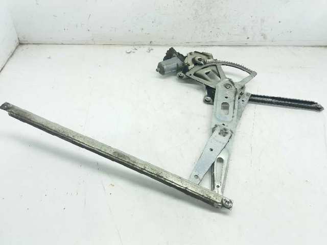 Mechanizm podnoszenia szyby drzwi przednich prawych 6980152070 TOYOTA