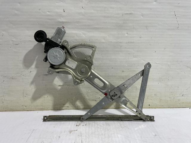 Mechanizm podnoszenia szyby drzwi przednich prawych 6980152070 TOYOTA