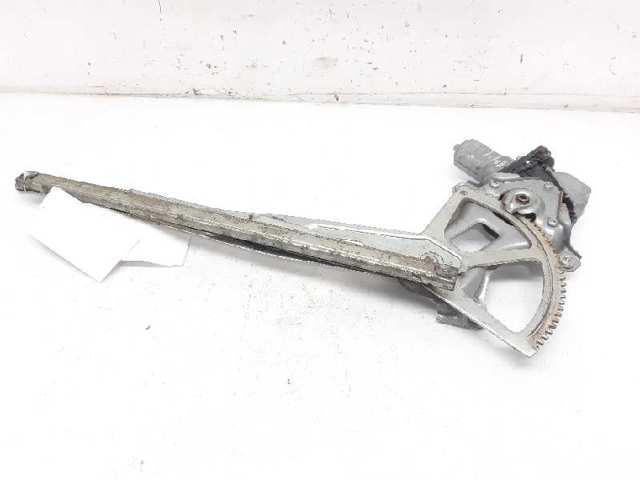 Mechanizm podnoszenia szyby drzwi przednich prawych 6980152070 TOYOTA