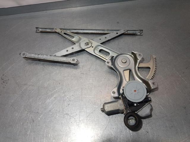 Mechanizm podnoszenia szyby drzwi przednich prawych 6980152070 TOYOTA