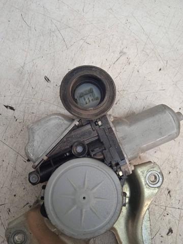 Mechanizm podnoszenia szyby drzwi przednich prawych 6980152070 TOYOTA
