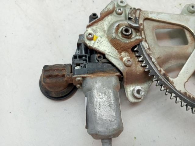 Mechanizm podnoszenia szyby drzwi przednich prawych 6980152080 TOYOTA