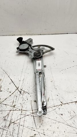 Mechanizm podnoszenia szyby drzwi przednich prawych 6980158010 TOYOTA