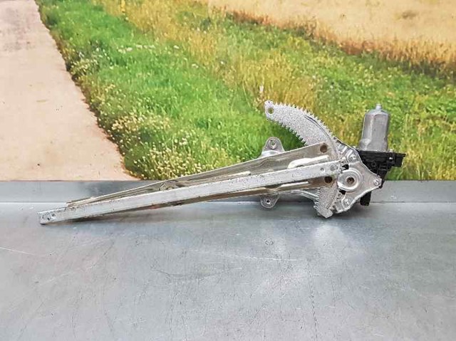 Kupić Mechanizm podnoszenia szyby drzwi przednich prawych Daihatsu Sirion  M3 w dobrej cenie