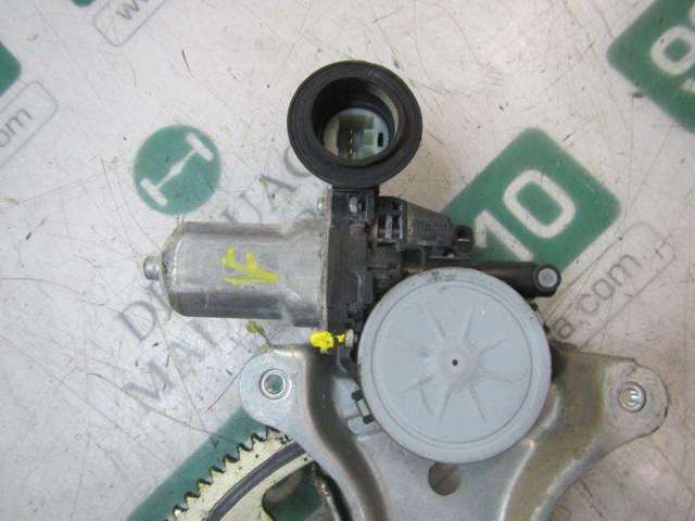 6980233040 Toyota
