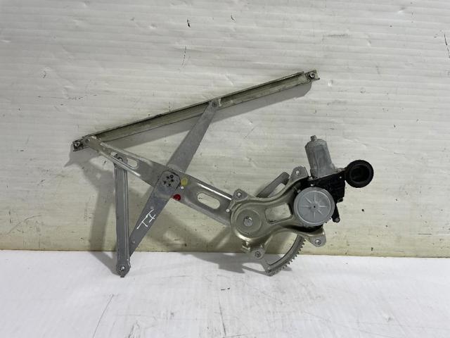 Mechanizm podnoszenia szyby drzwi przednich lewych 6980252070 TOYOTA