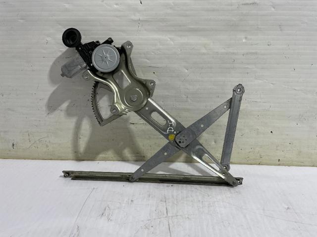Mechanizm podnoszenia szyby drzwi przednich lewych 6980252070 TOYOTA