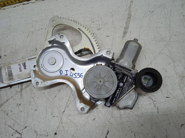 Mechanizm podnoszenia szyby drzwi przednich lewych 6980252070 TOYOTA