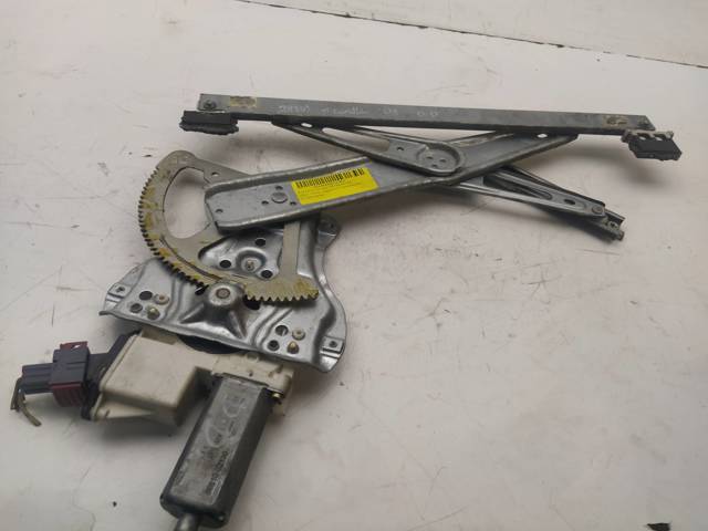 Mechanizm podnoszenia szyby drzwi przednich prawych 6981002130 TOYOTA