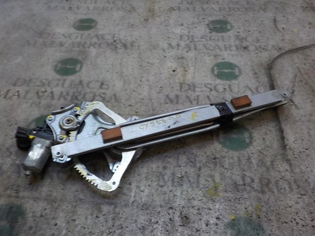Mechanizm podnoszenia szyby drzwi przednich prawych 6981002320 TOYOTA
