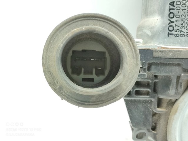 Mechanizm podnoszenia szyby drzwi przednich prawych 698100D131 TOYOTA