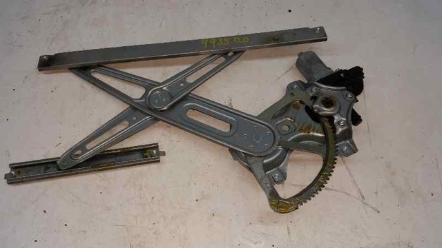 Mechanizm podnoszenia szyby drzwi przednich prawych 698100D131 TOYOTA