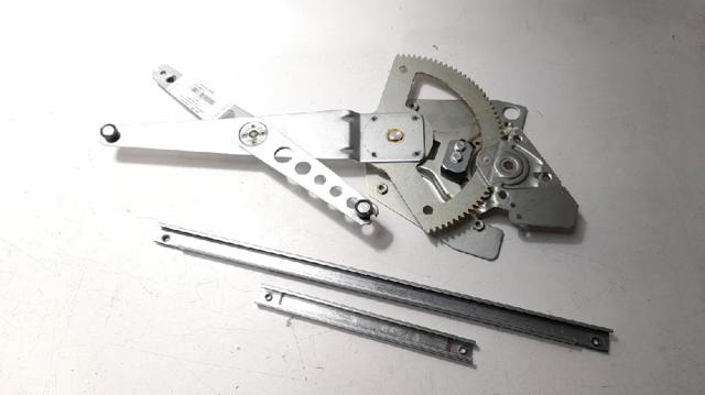Mechanizm podnoszenia szyby drzwi przednich prawych 698100D131 TOYOTA