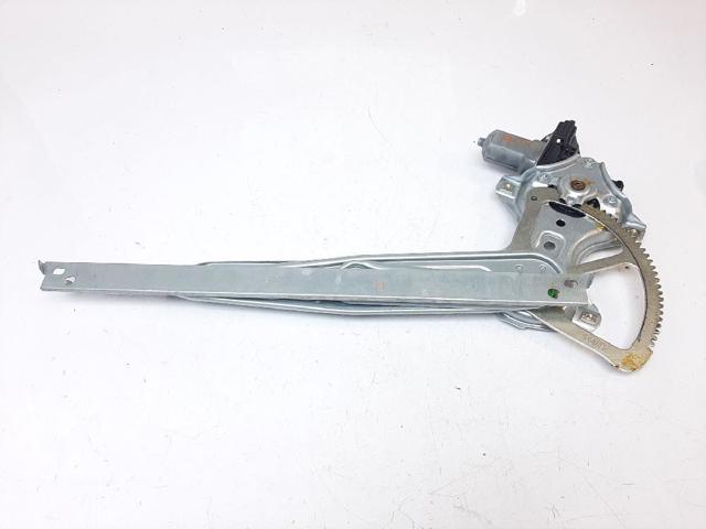 Mechanizm podnoszenia szyby drzwi przednich prawych 698100D300 TOYOTA