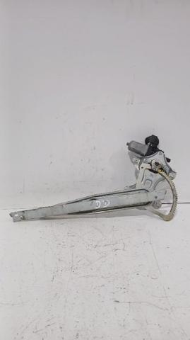 Mechanizm podnoszenia szyby drzwi przednich prawych 698100D300 TOYOTA
